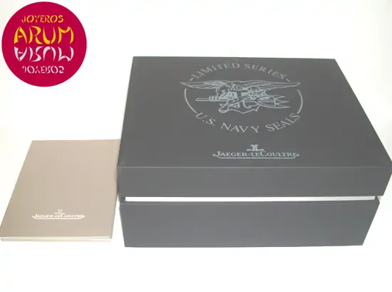 Jaeger-LeCoultre Master Compressor ARUM Ref. 3019 "SOLD" Jaeger-LeCoultre Master Compressor ARUM Ref. 3019 "SOLD"