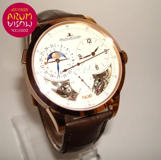 Jaeger-LeCoultre Doumetre Lunaire ARUM Ref. 2556 "SOLD"