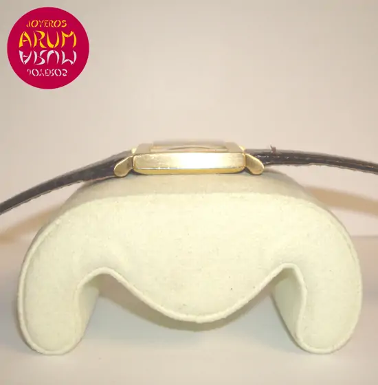 Jaeger-LeCoultre Vintage ARUM Ref. 2039