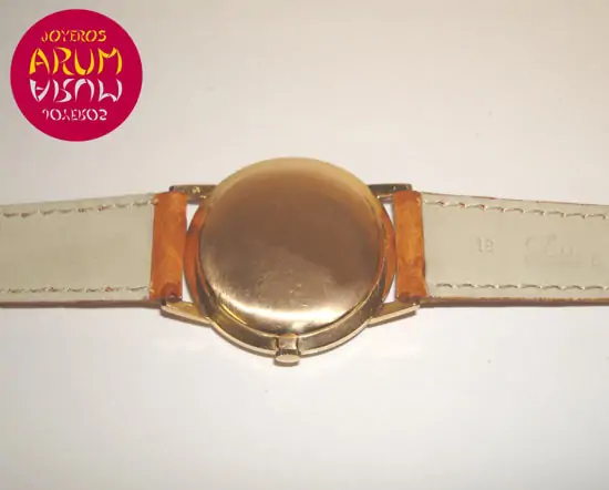 Longines Vintage ARUM Ref. 2443 Longines Vintage ARUM Ref. 2443