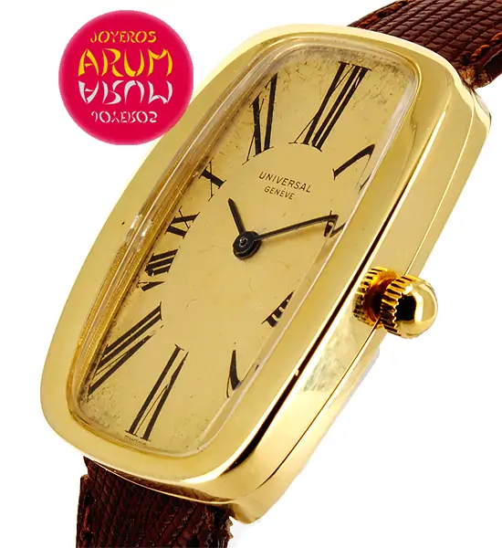 Universal Geneve Vintage ARUM Ref. 3211 Universal Geneve Vintage ARUM Ref. 3211