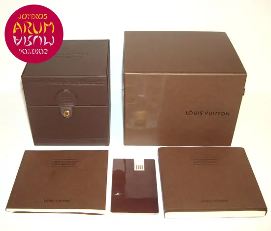 Louis Vuitton Tambour Voyagez ARUM Ref. 2480 "SOLD" Louis Vuitton Tambour Voyagez ARUM Ref. 2480 "SOLD"