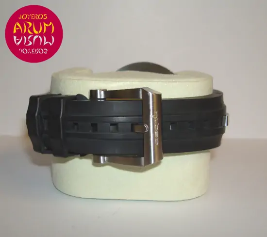 Nubeo Jellyfish Arctic Snowmobile Adventure "sold"