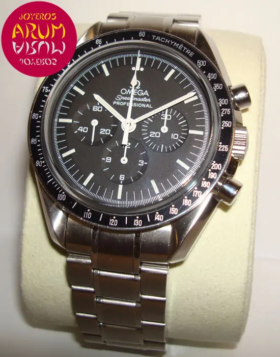 Omega Speedmaster Moonwatch "sold"