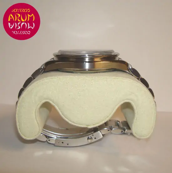 Omega Speedmaster Moonwatch "sold"