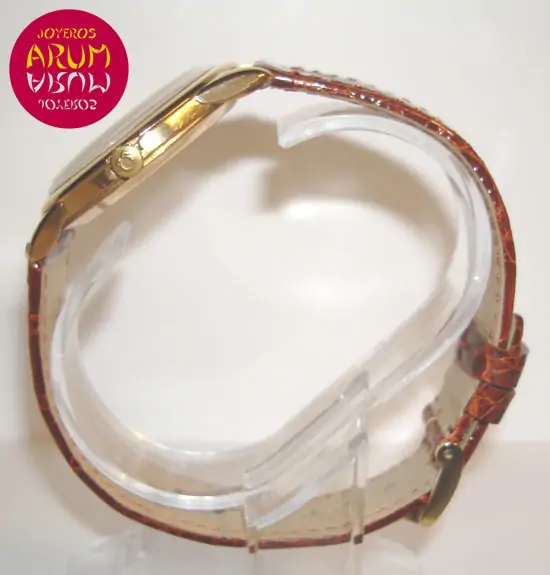 Omega Vintage ARUM Ref. 2485 Omega Vintage ARUM Ref. 2485