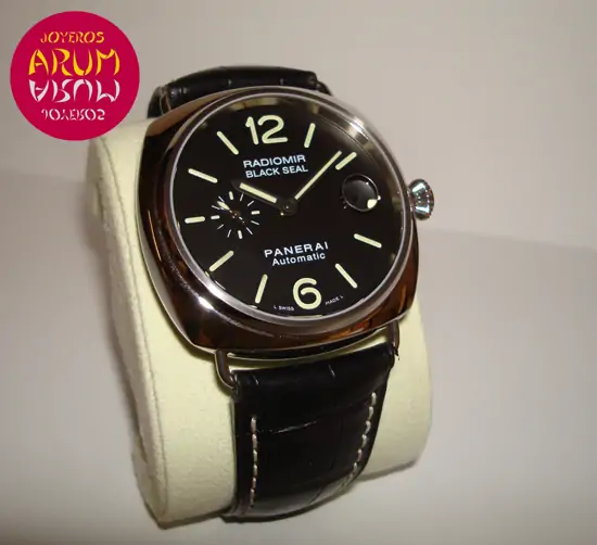 Panerai Radiomir Black Seal "SOLD" Panerai Radiomir Black Seal "SOLD"