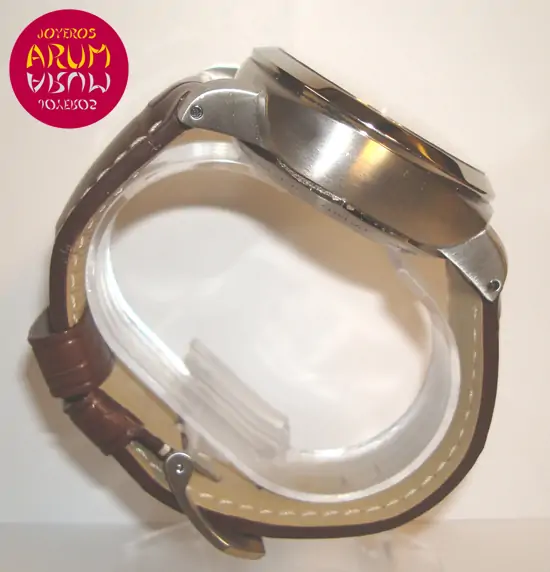 Panerai Luminor ARUM Ref. 2587 "SOLD" Panerai Luminor ARUM Ref. 2587 "SOLD"