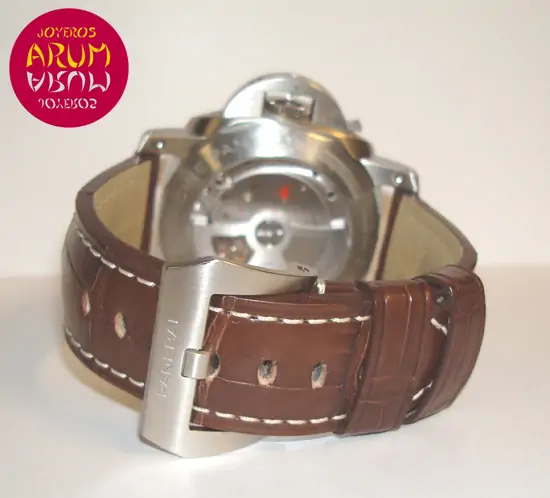 Panerai Luminor ARUM Ref. 2587 "SOLD" Panerai Luminor ARUM Ref. 2587 "SOLD"