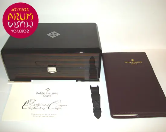 Patek Philippe Twenty 4 ARUM Ref. 2612 "SOLD" Patek Philippe Twenty 4 ARUM Ref. 2612 "SOLD"