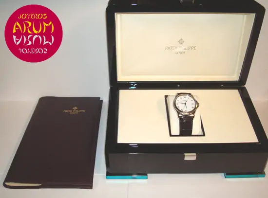 Patek Philippe Calatrava ARUM Ref. 2119 "SOLD"