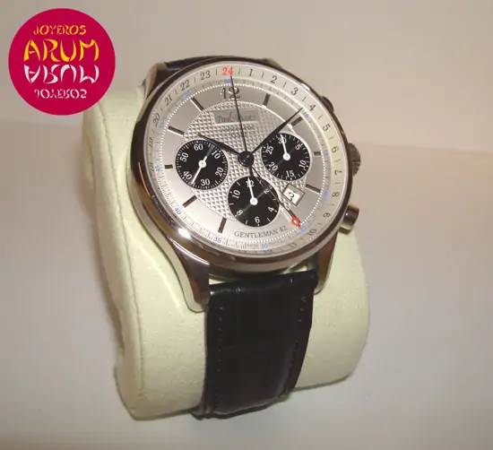 Paul Picot Gentleman GMT "SOLD"