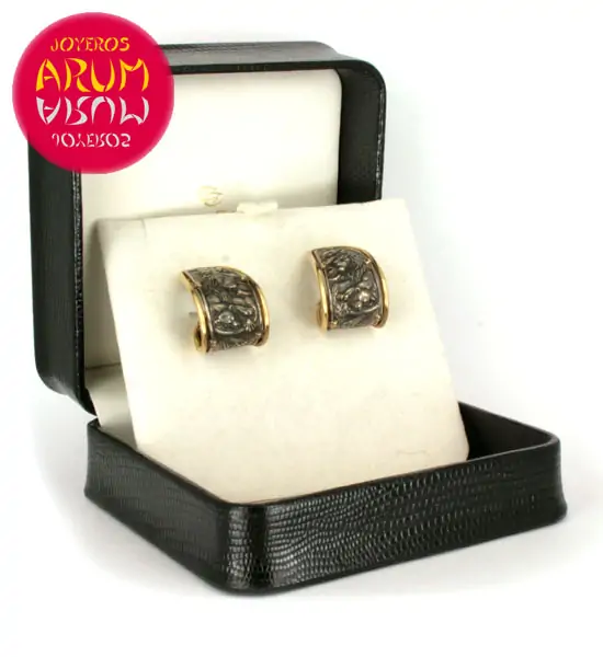 Carrera y Carrera Earrings RAJ222