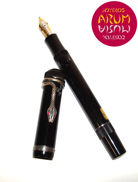Montblanc Fountain Pen Agatha Christie ARUM Ref. 2562 "SOLD" Montblanc Fountain Pen Agatha Christie ARUM Ref. 2562 "SOLD"