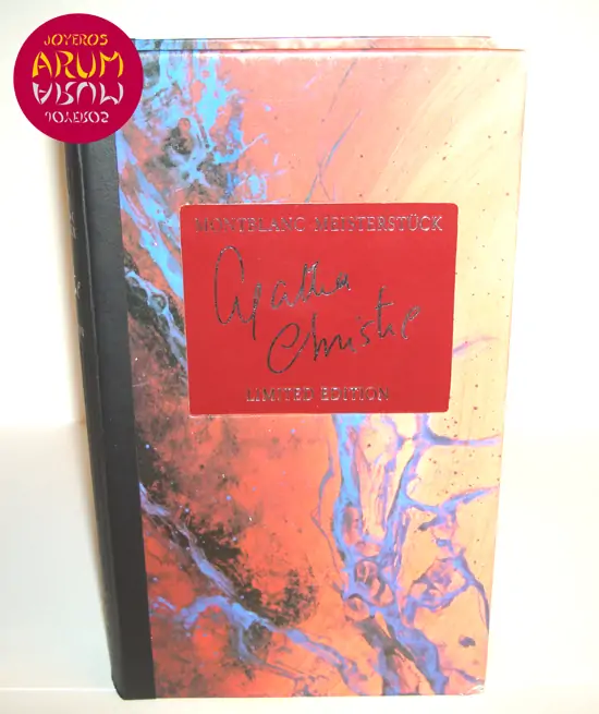 Montblanc Fountain Pen Agatha Christie ARUM Ref. 2562 "SOLD" Montblanc Fountain Pen Agatha Christie ARUM Ref. 2562 "SOLD"