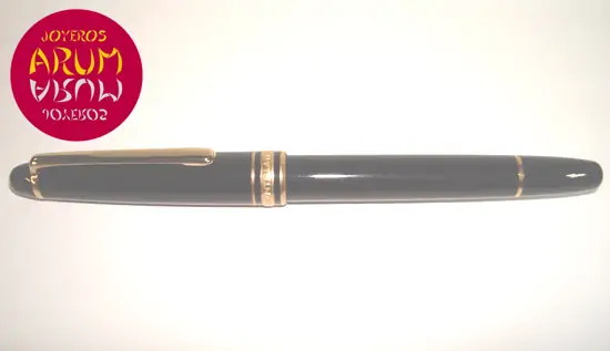 Montblanc Fountain Pen ARUM Ref. 2789 "SOLD"