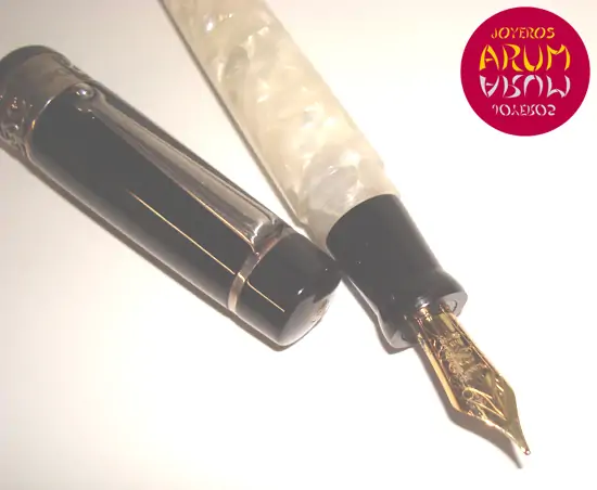 Delta Fountain Pen ARUM Ref. 2244 "SOLD"