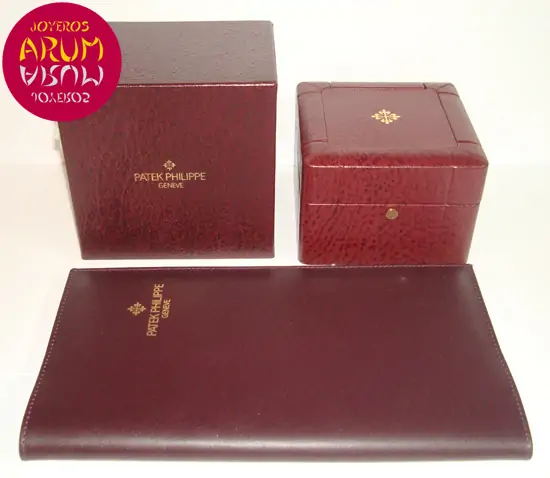 Patek Philippe Twenty 4 ARUM Ref. 2990 "SOLD"