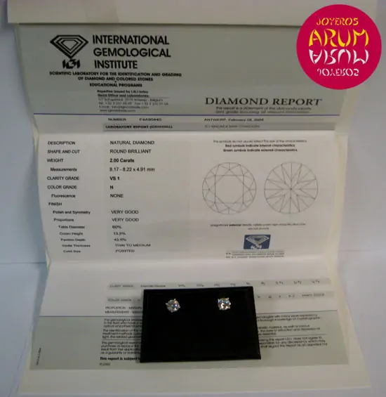 White gold earrings with brilliants 2.00 and 2.02 cts "SOLD"