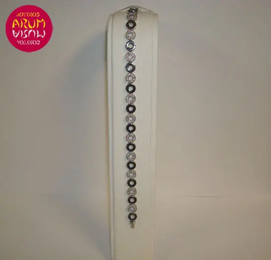 White gold bracelet with brilliants 0,75 ct