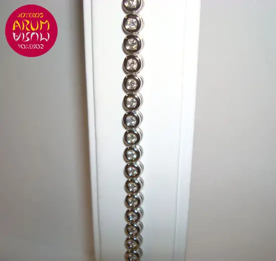 White gold bracelet with brilliants 2,05 ct "SOLD"