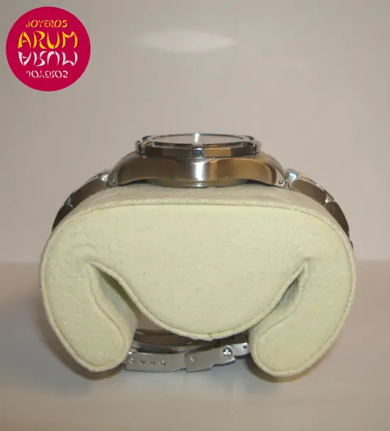 Tag Heuer 2000 Exclusive "SOLD" Tag Heuer 2000 Exclusive "SOLD"