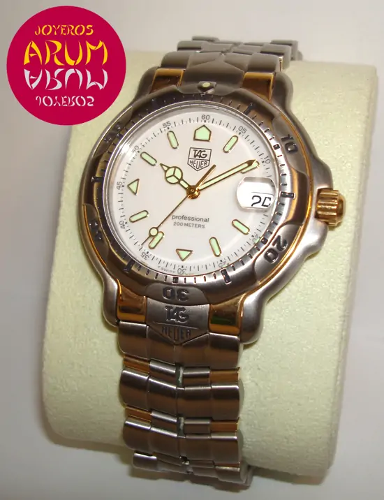 Tag Heuer Professional