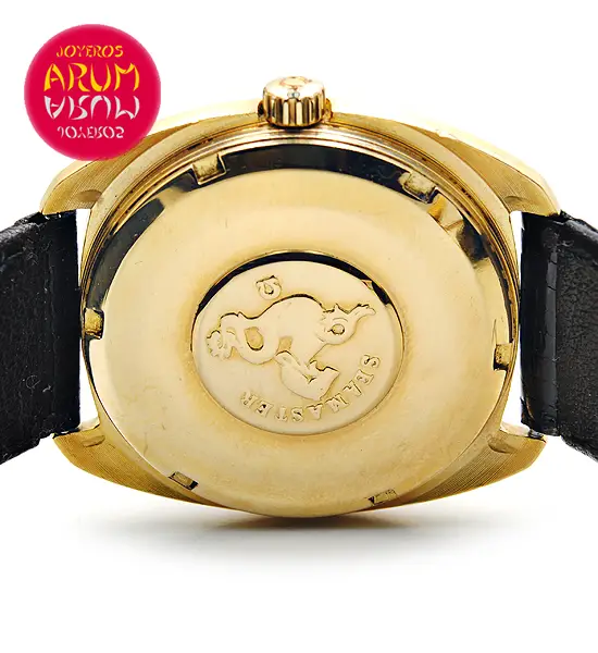 Omega Vintage Yellow Gold ARUM Ref. 3575/2 "SOLD"