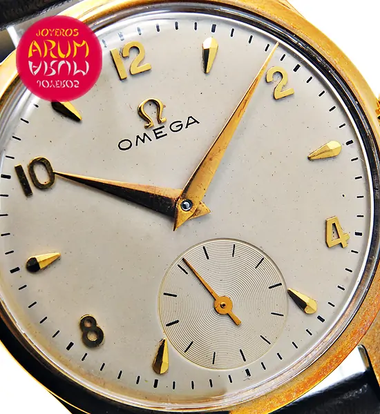 Omega Vintage Yellow Gold ARUM Ref. 3597
