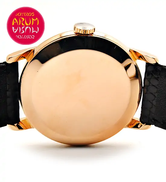 Omega Vintage Rose Gold ARUM Ref. 3556/2