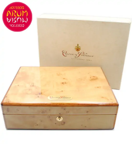 Cuervo y Sobrinos Box for 10 Watches Shop Ref. 3626/2 "SOLD"