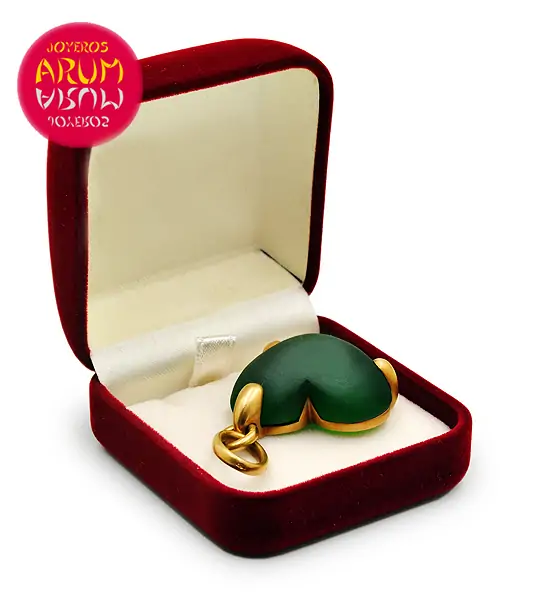Pomellato Pendant 18K Gold with Jade RAJ552 "SOLD"