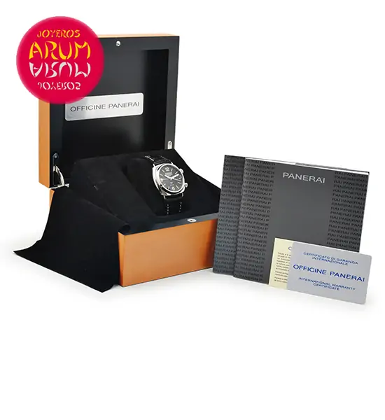 Panerai Radiomir GMT Alarm Shop Ref. 3966/691 "SOLD"