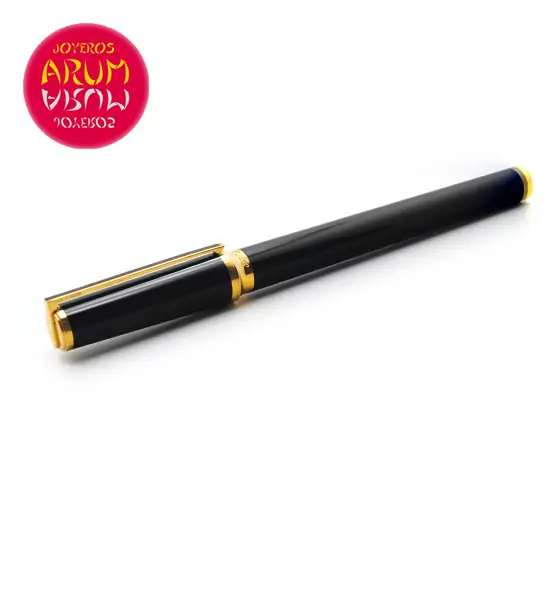 S.T Dupont Fountain Pen Shop Ref. RAJ889 "SOLD"