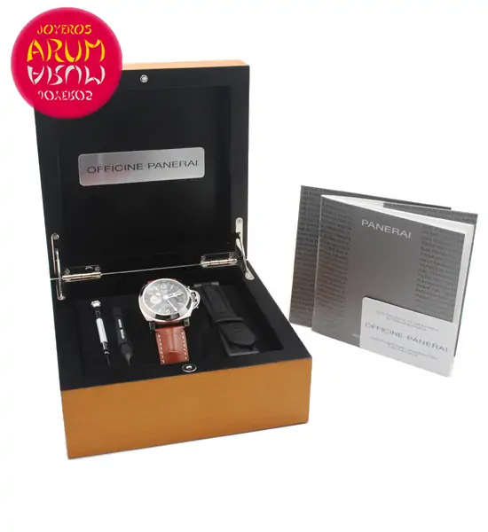 Panerai Luminor GMT Shop Ref. 4039/762 "SOLD"