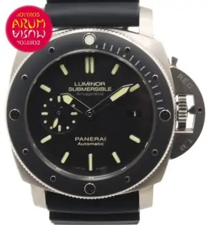 Panerai Luminor Submersible Shop Ref. 4023/746 "SOLD"