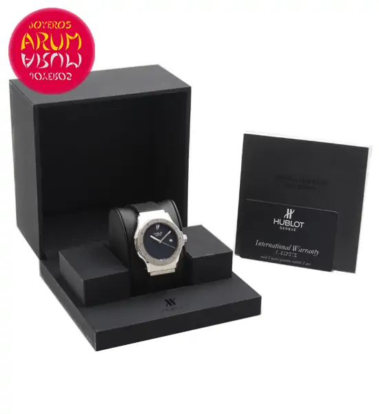 Hublot Classic 41 mm Shop Ref. 4105/828 "SOLD"