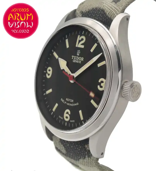 Tudor Ranger Shop Ref. 4453/1177 "SOLD"