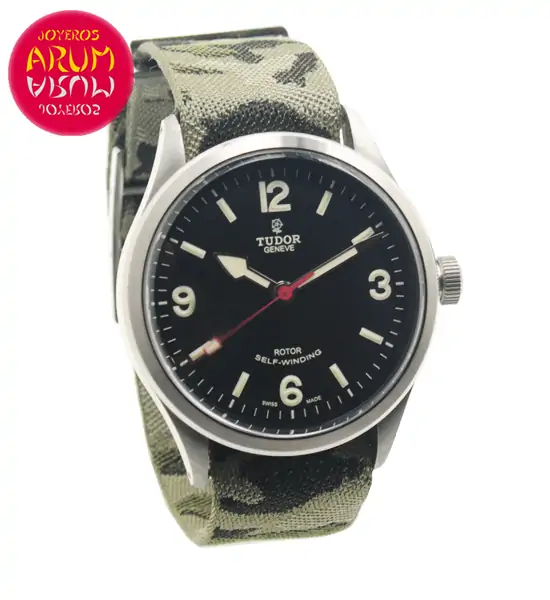 Tudor Ranger Shop Ref. 4453/1177 "SOLD"