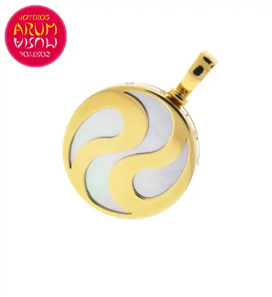 Bulgari Yin Yang Gold and Mother of Pearl RAJ1118 "SOLD"