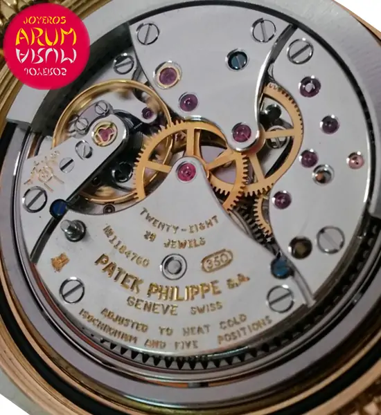 Patek Philippe Calatrava Automatic Back Crown Shop Ref. 4681/130 Patek Philippe Calatrava Automatic Back Crown Shop Ref. 4681/130