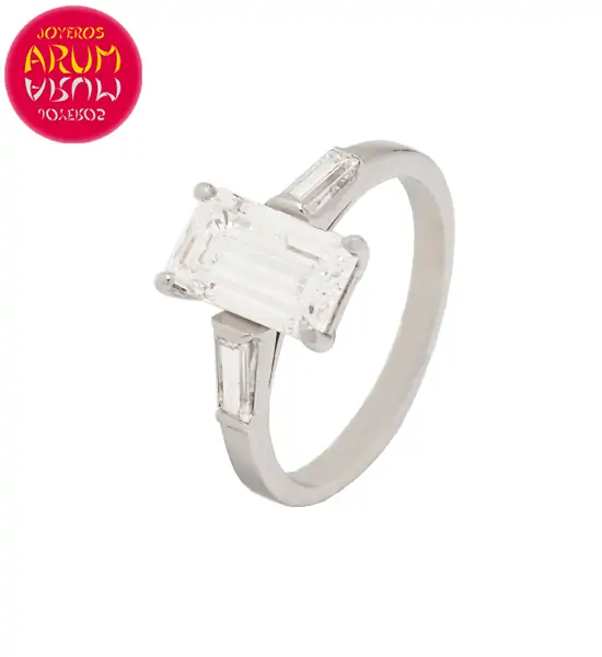 White Gold Ring with Baguette 1.55 ct. RAJ170S