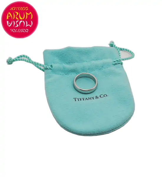 Tiffany & Co. Platinum Ring RAJ1334 Tiffany & Co. Platinum Ring RAJ1334