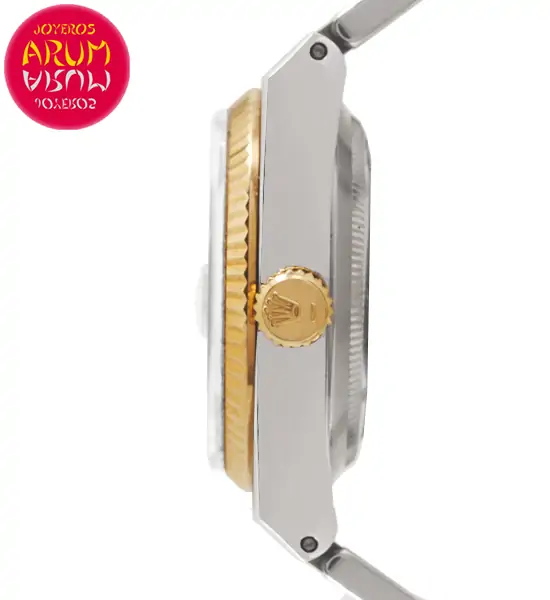 rolex-oysterquartz-5992-2