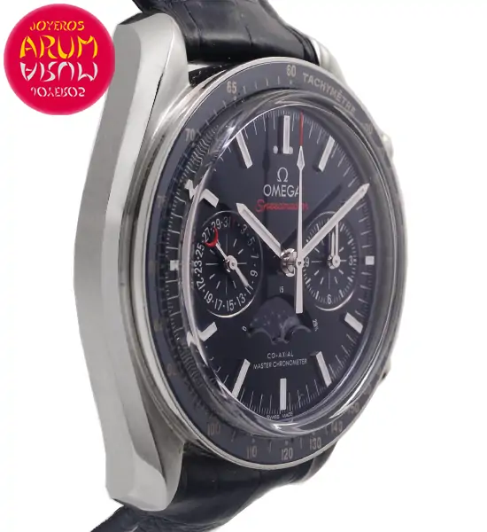 omega-moonwatch-6112-3